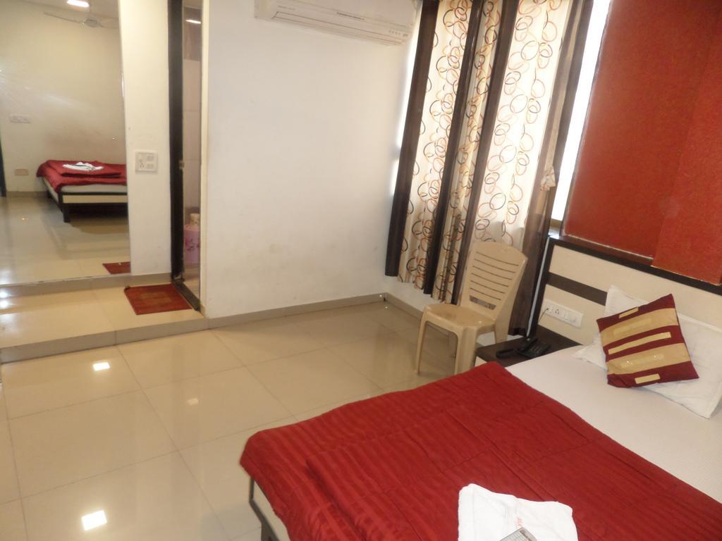 Hotel Minerva Residency Bombay Habitación foto